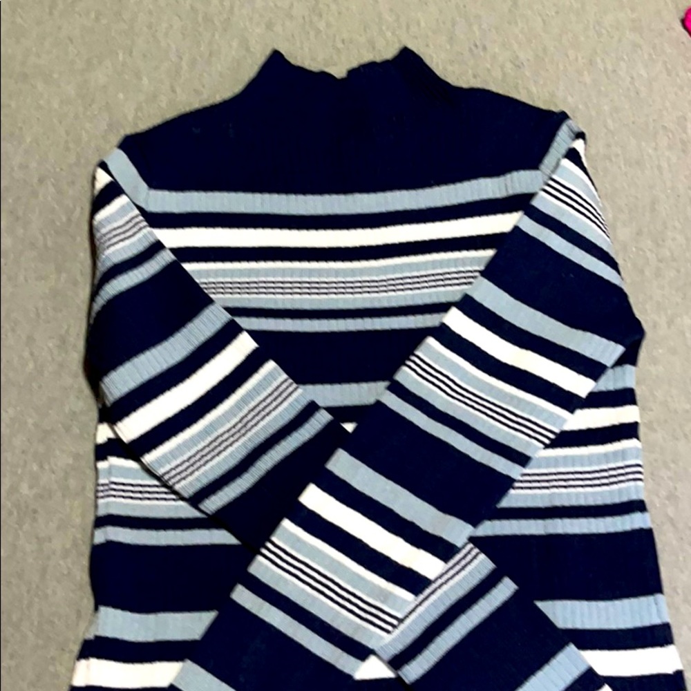 Turtleneck Long sleeve shirt